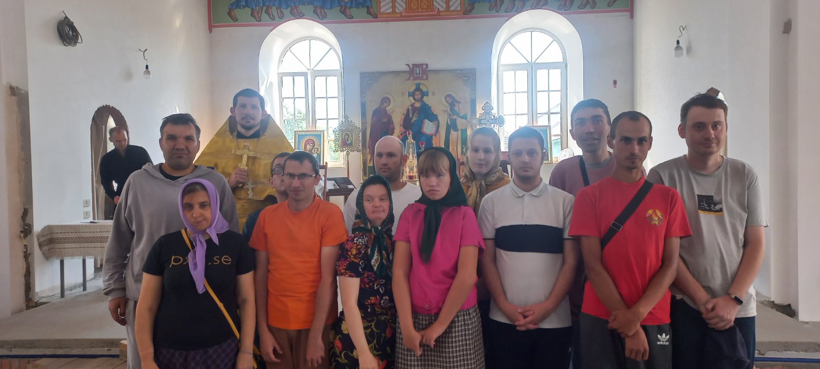 В храме