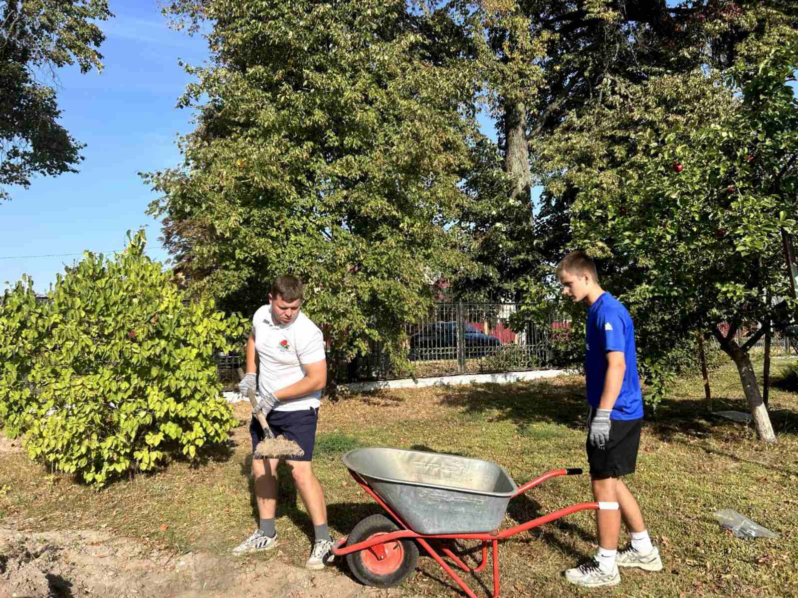 За работой