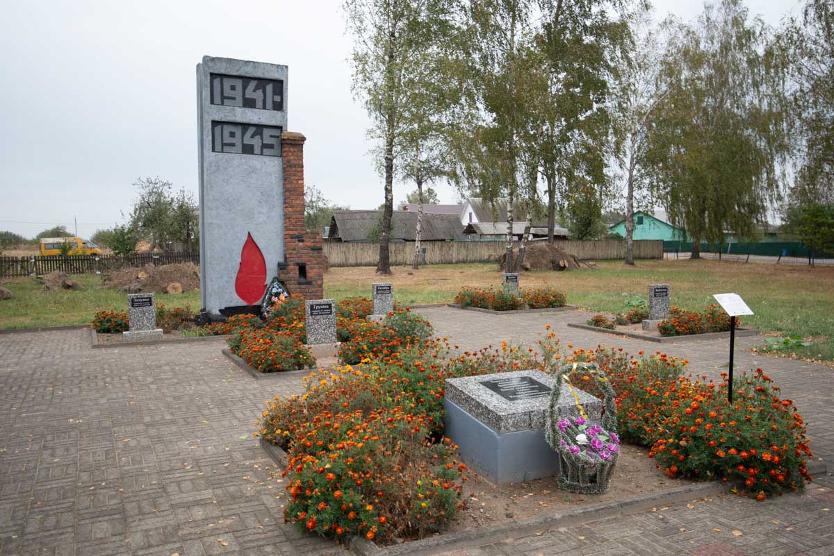 Памятник погибшим воинам