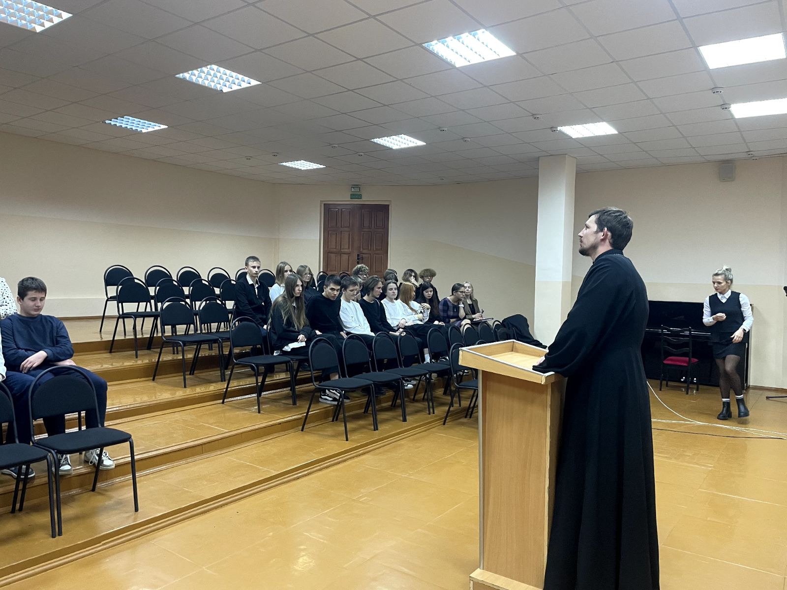 Беседу ведёт иерей Андрей Исаев