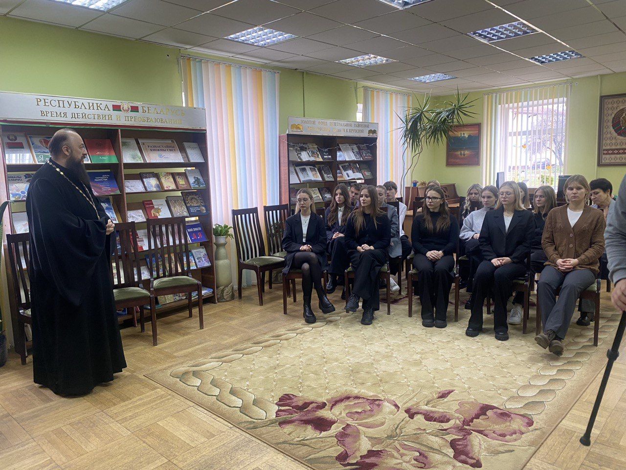 Беседу  ведёт иерей Павел Кулиш