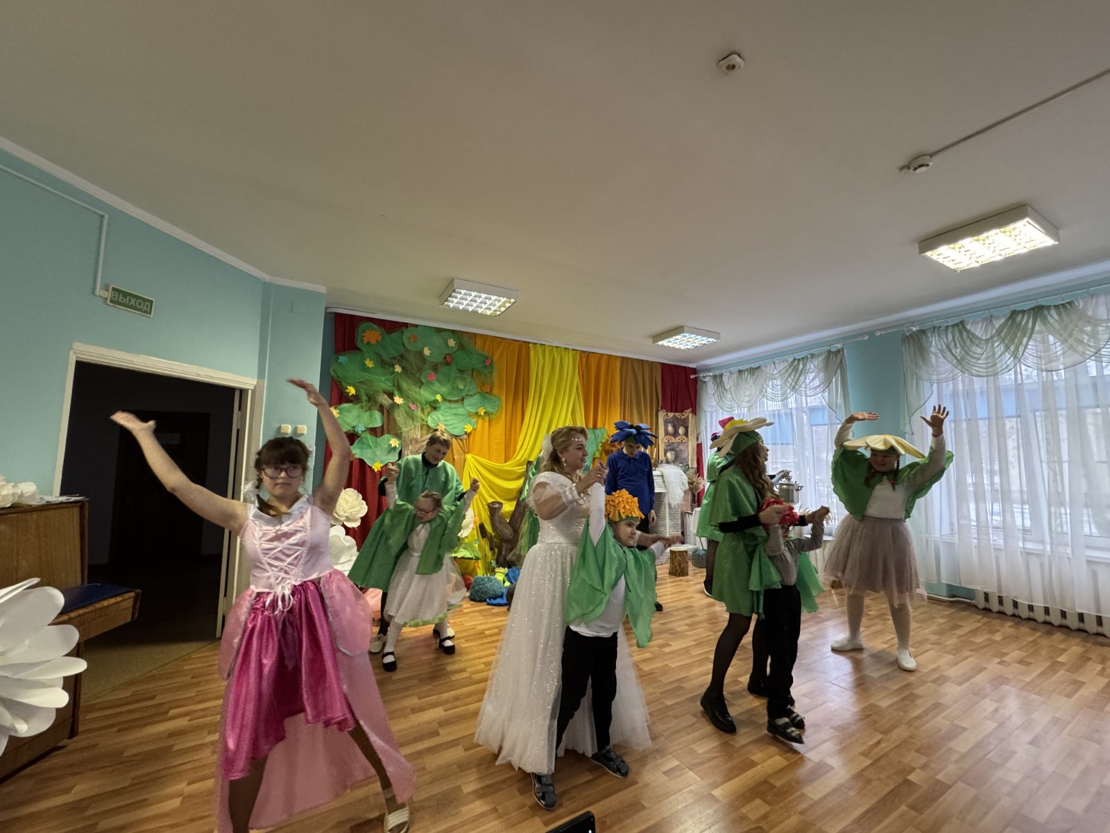 Театральная постановка