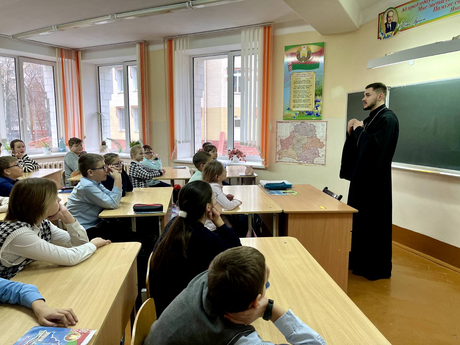 Беседу ведёт иерей Георгий Чичов