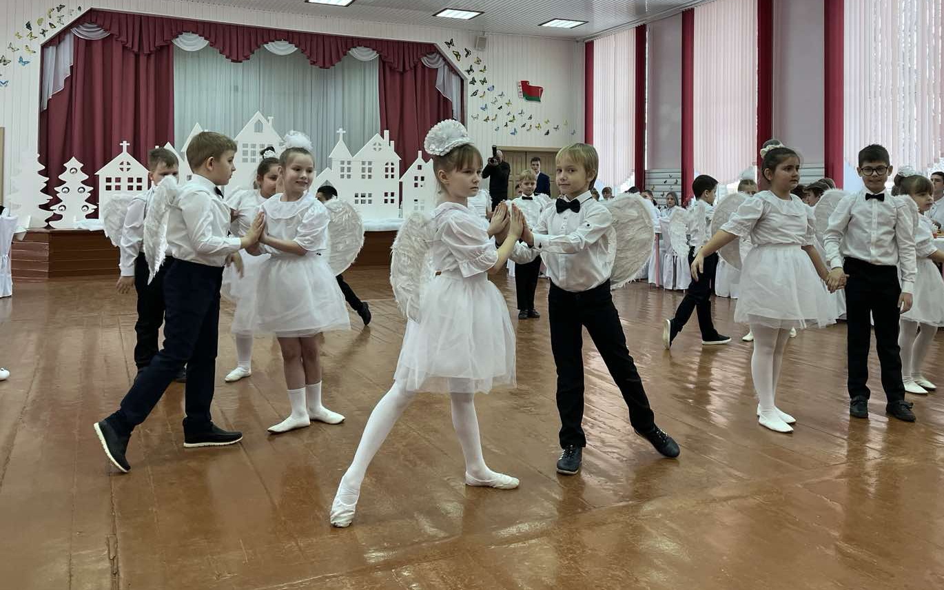 Танец ангелочков