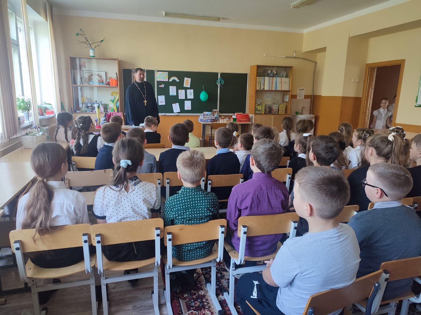 Беседу ведет иерей Михаил Маркосян