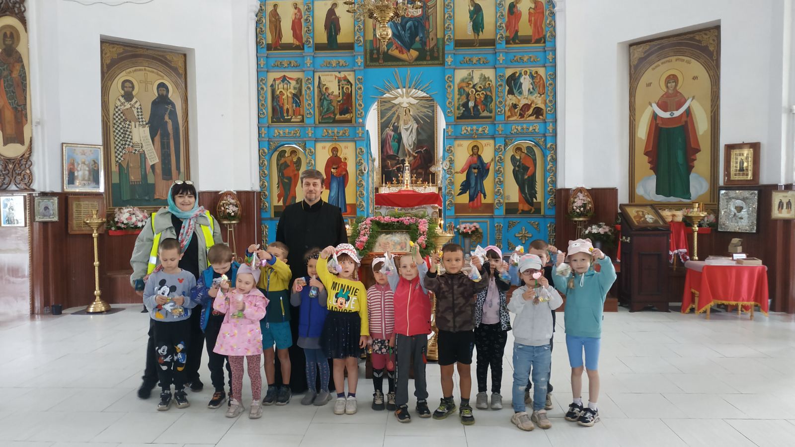 В храме Покрова Пресвятой Богородицы г.п.Стрешин
