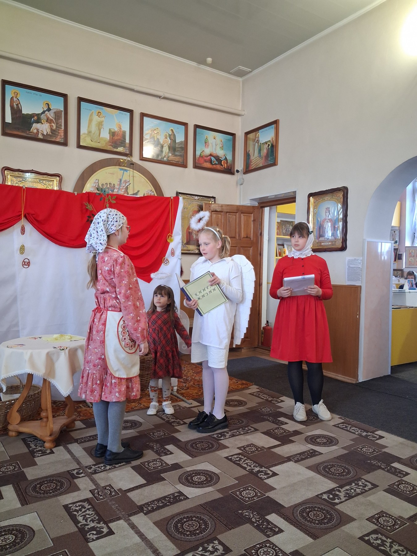 Театральная миниатюра