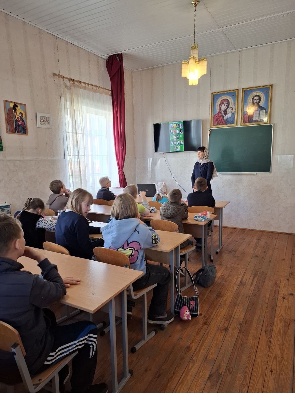 Занятие ведёт Елена Ивановна Рябица