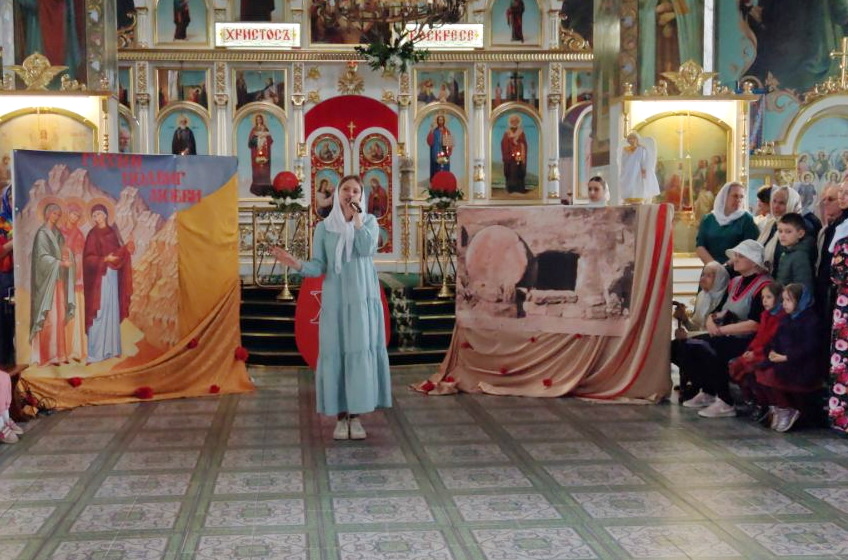 Поёт Юлия Карабан