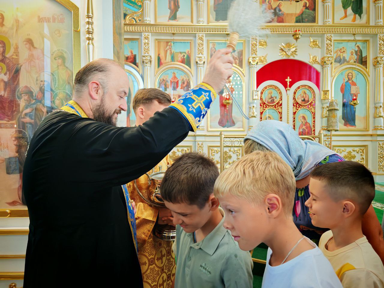 Окропление святой водой