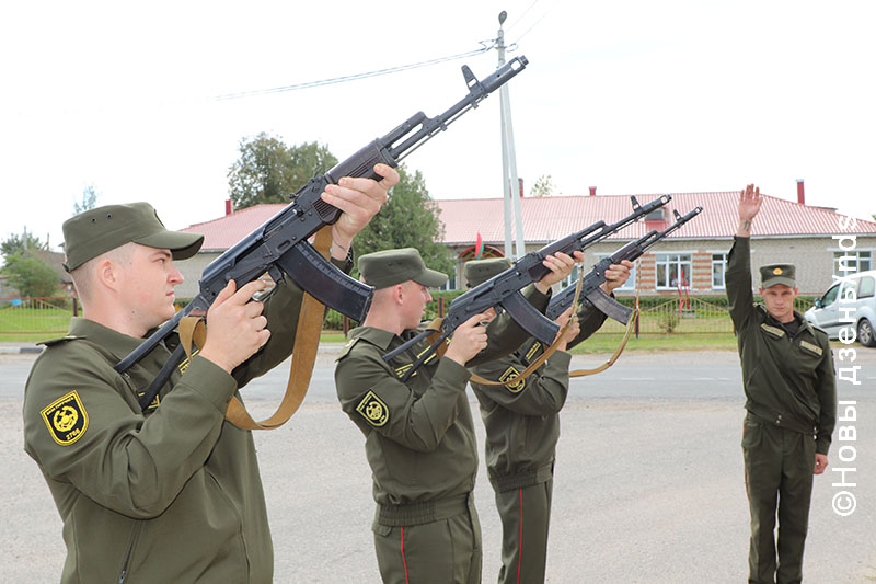 Оружейный залп