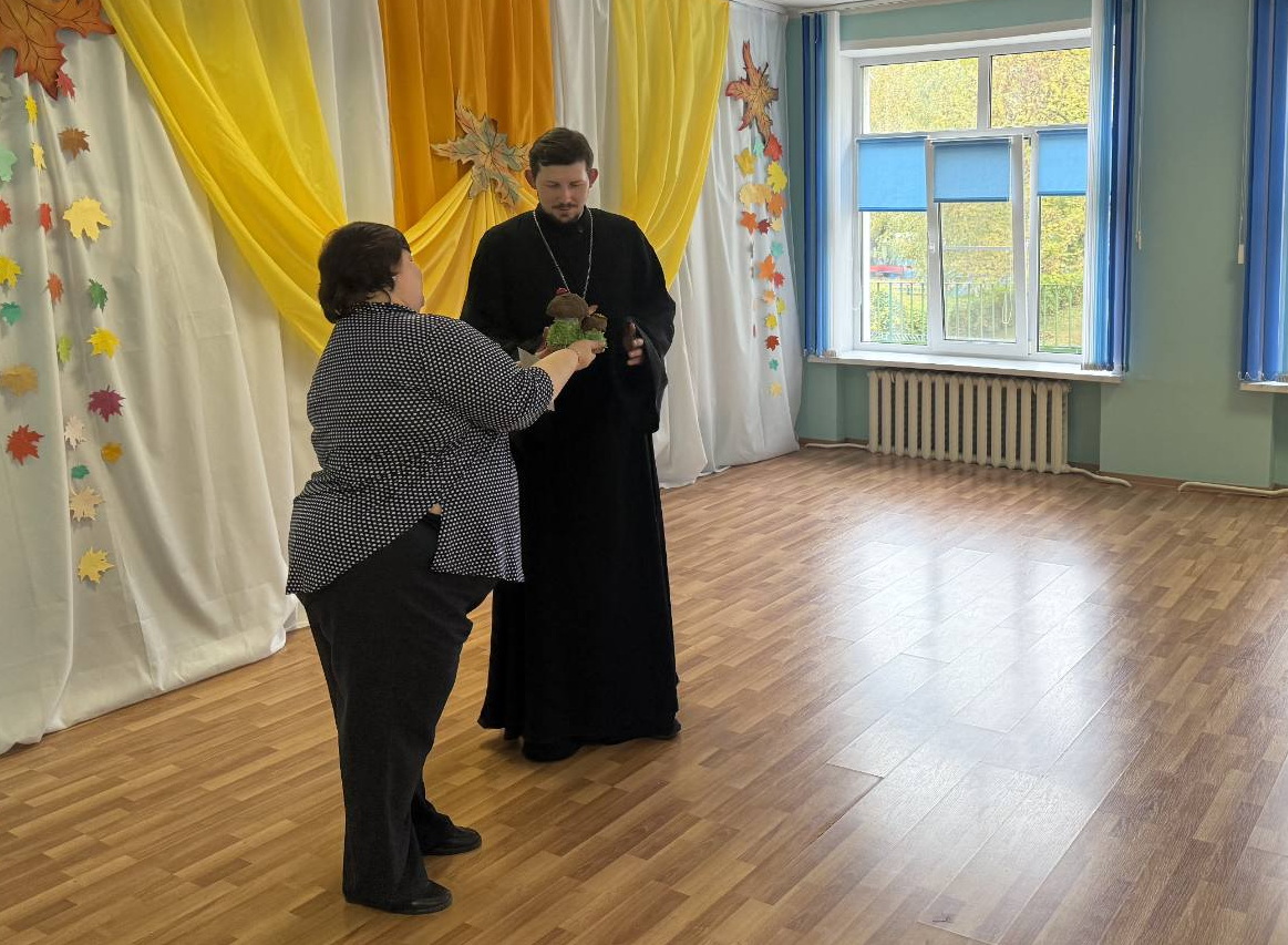 подарок от воспитанников ЦКРОиР
