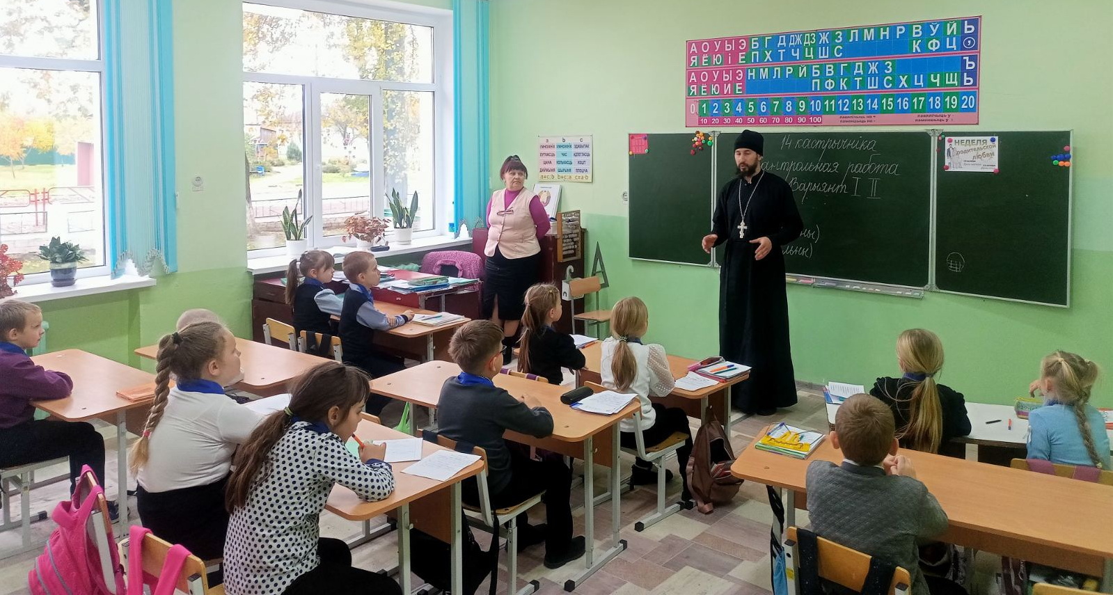 Беседу ведёт иерей Сергий Плетежов
