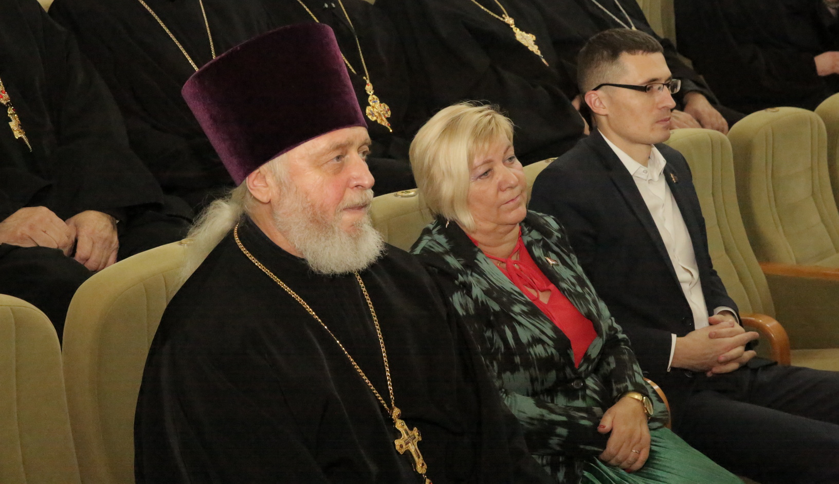 В зрительном зале