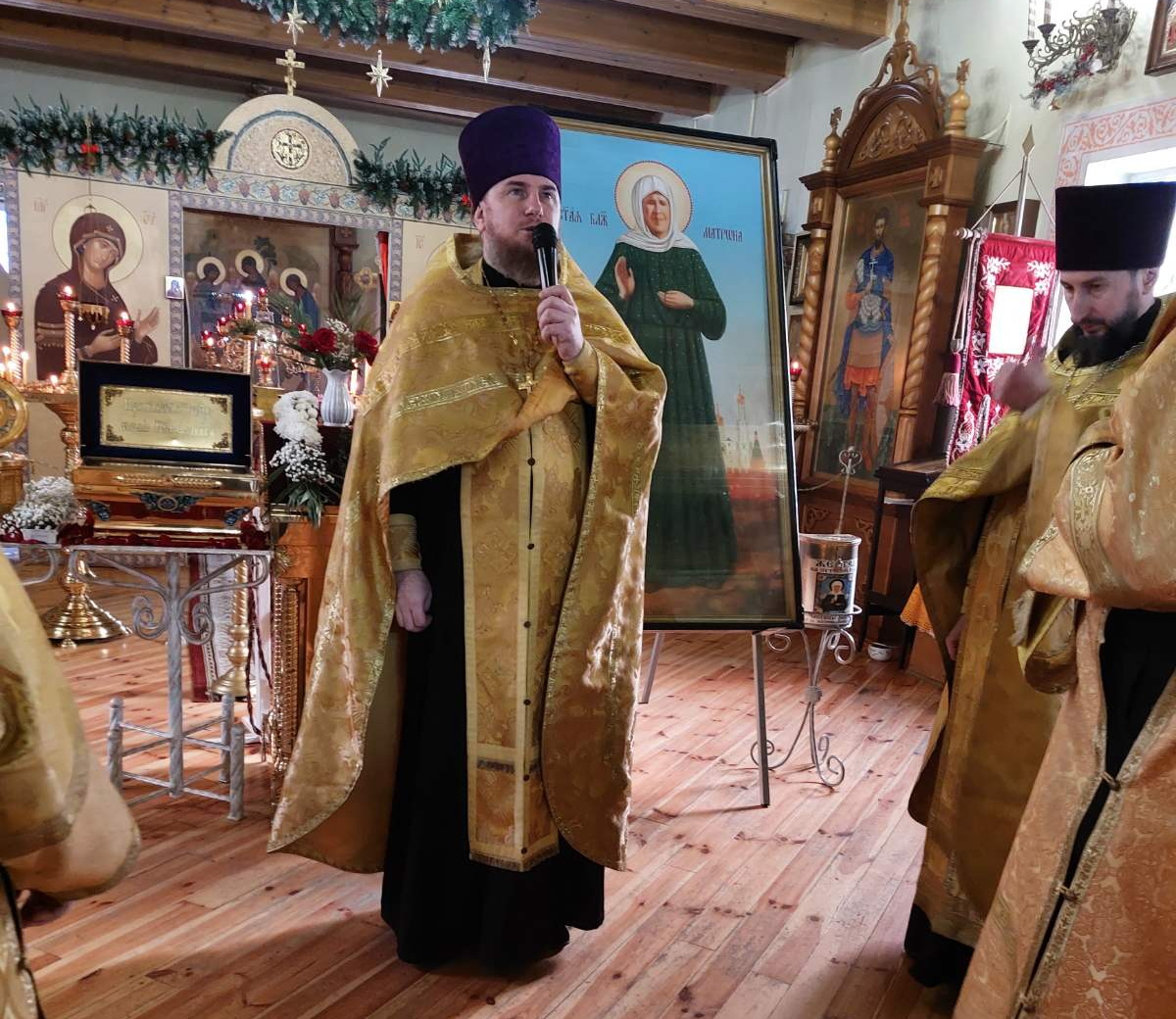 Настоятель прихода протоиерей Михаил Борисёнок