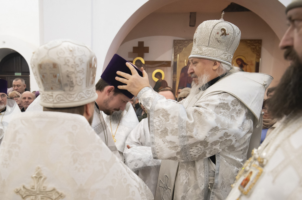 Награждение иерея Андрея Исаева