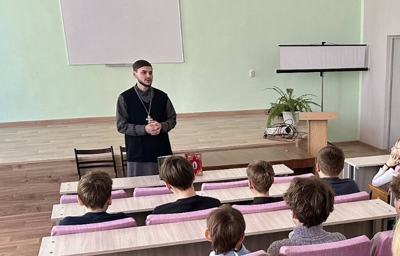 Беседу ведёт иерей Георгий Чичов
