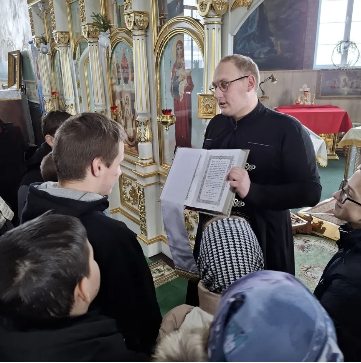 Знакомимся с книгами