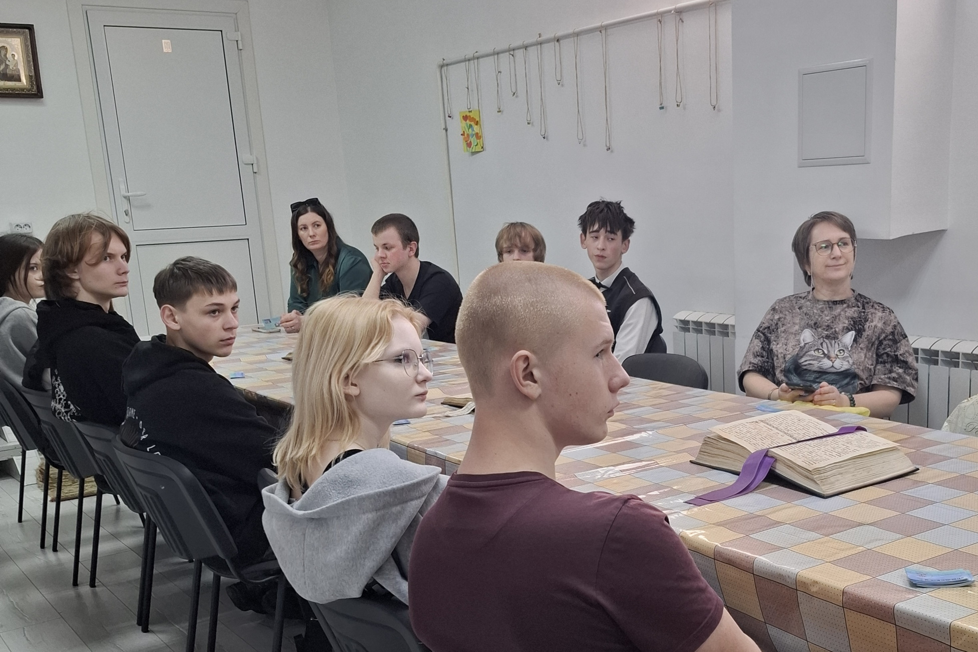 Участники клуба "Молодёжный вайб"