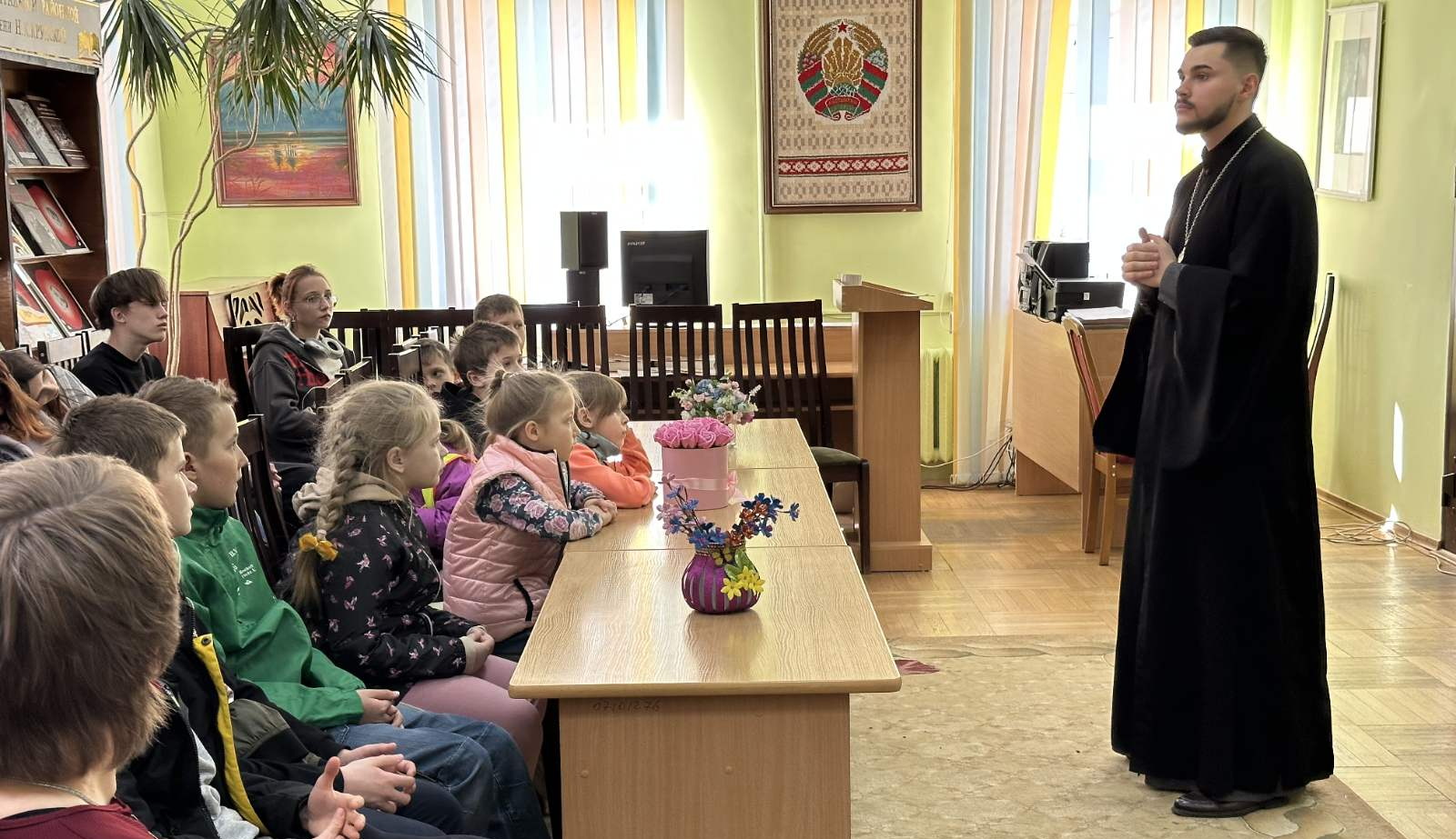 Беседу ведёт иерей Георгий Чичов