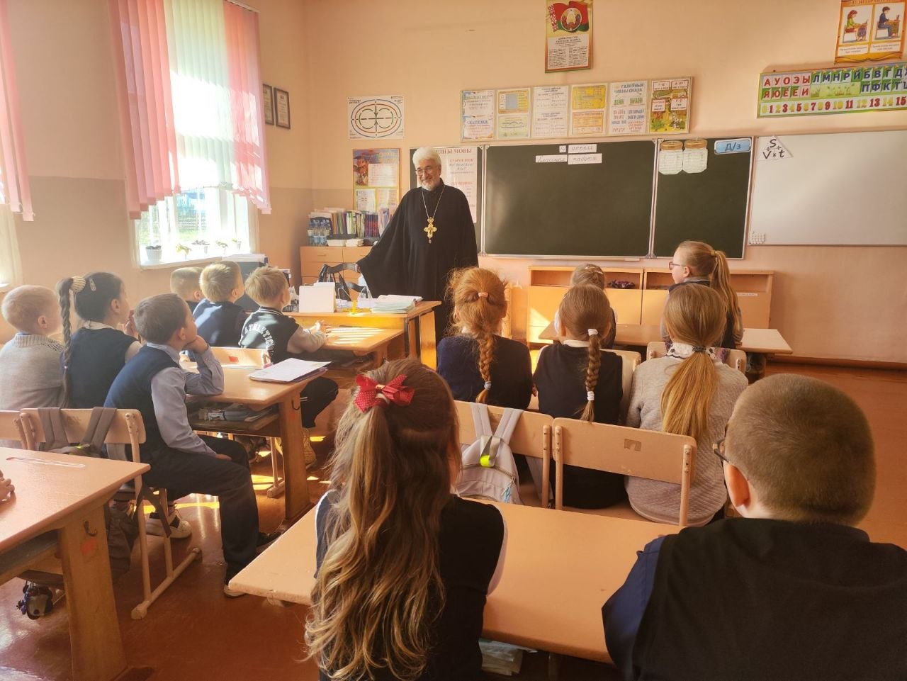 Беседу ведёт протоиерей Пётр Петрушенко