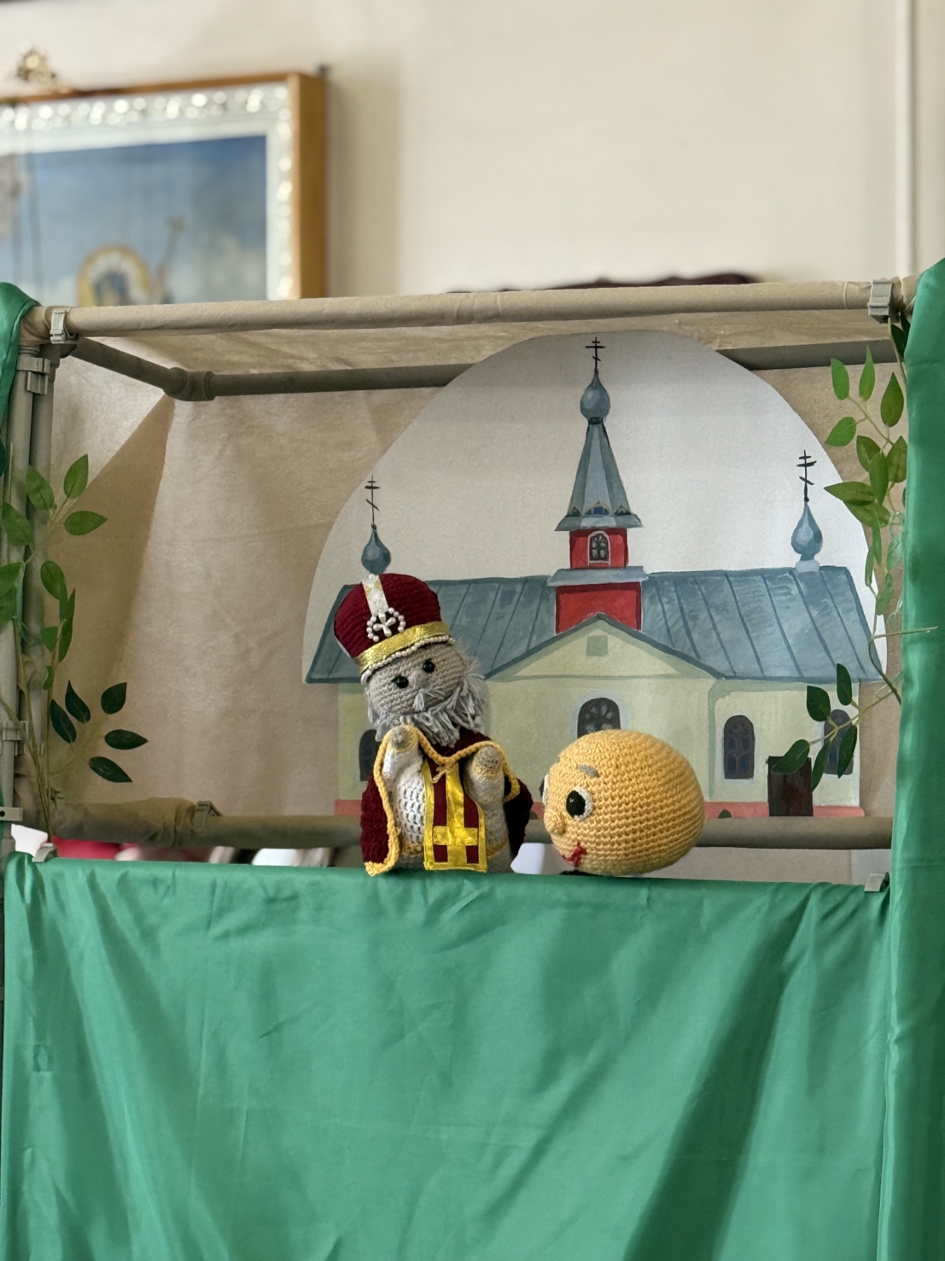 Во время спектакля