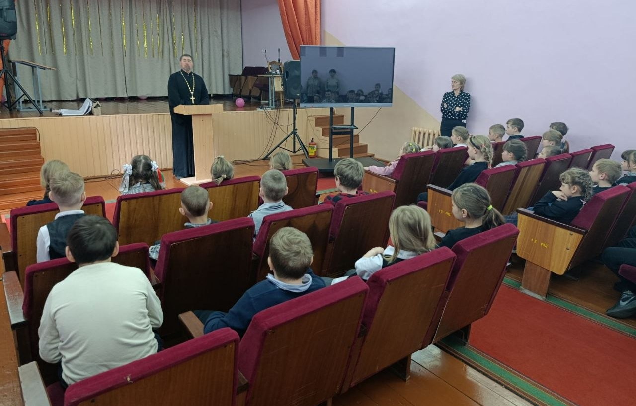Беседу ведёт иерей Михаил Маркосян