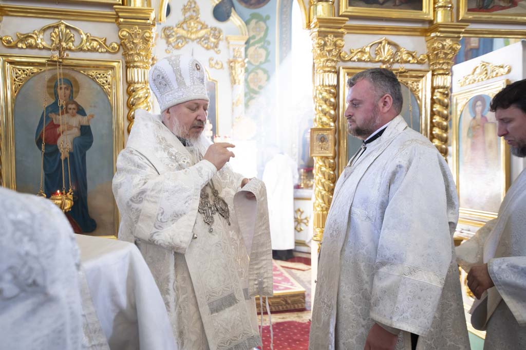 Во время хиротонии 