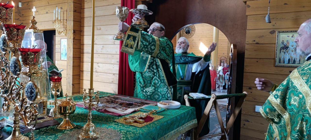 Божественная литургия