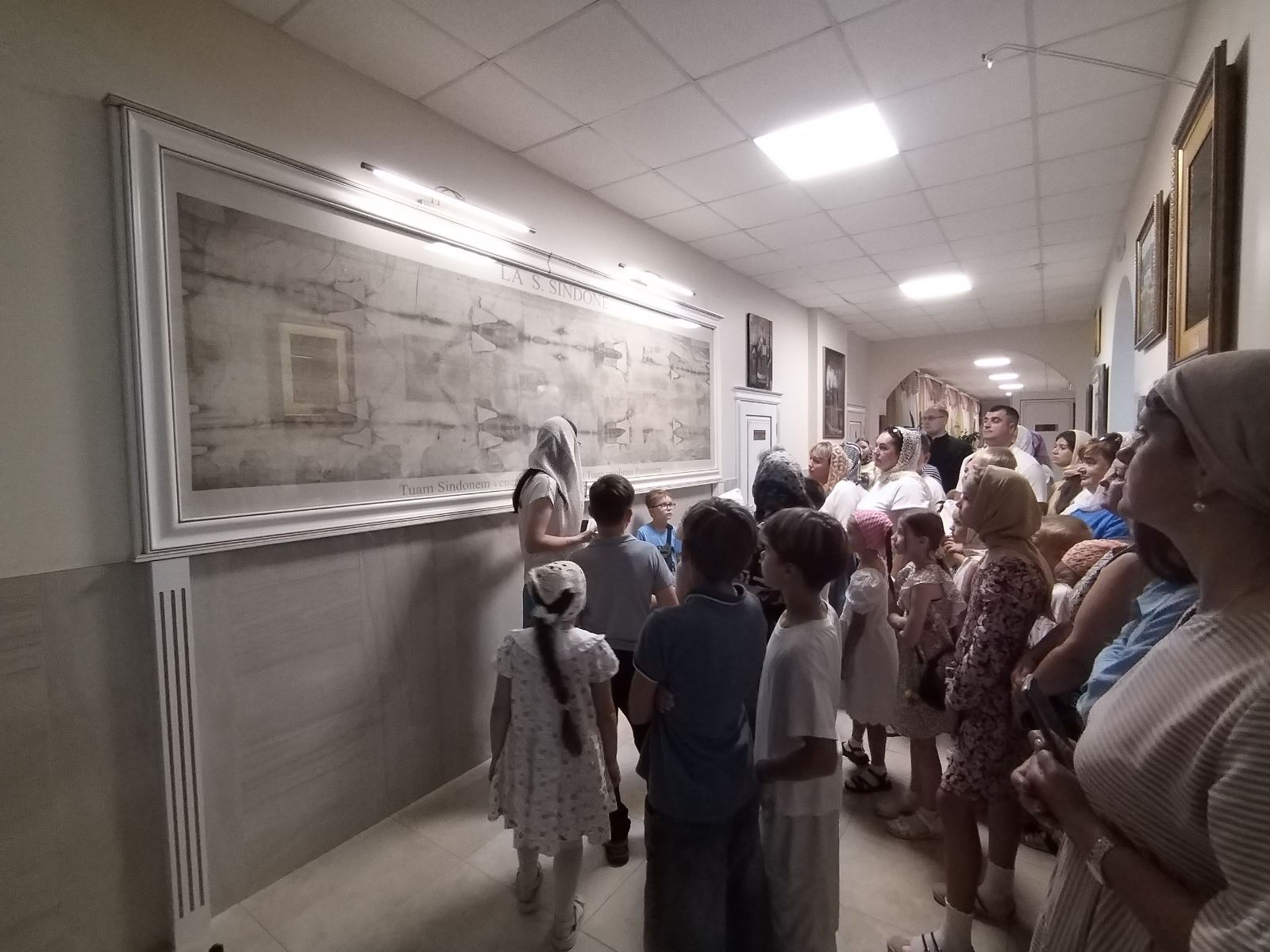 Экскурсию ведёт Морозова Ольга Павловна