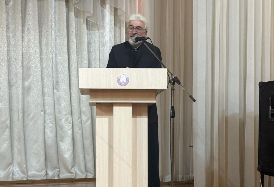 Беседу ведёт протоиерей Пётр Петрушенко