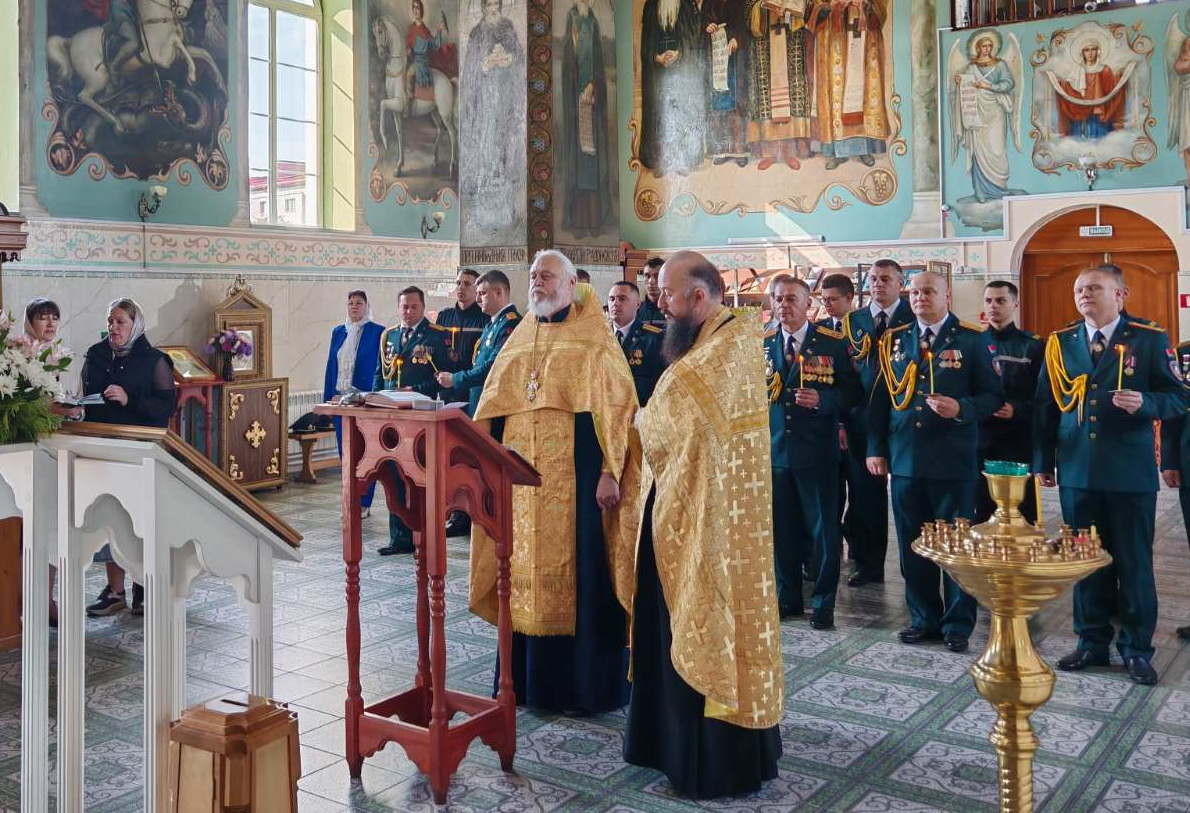 Молебен