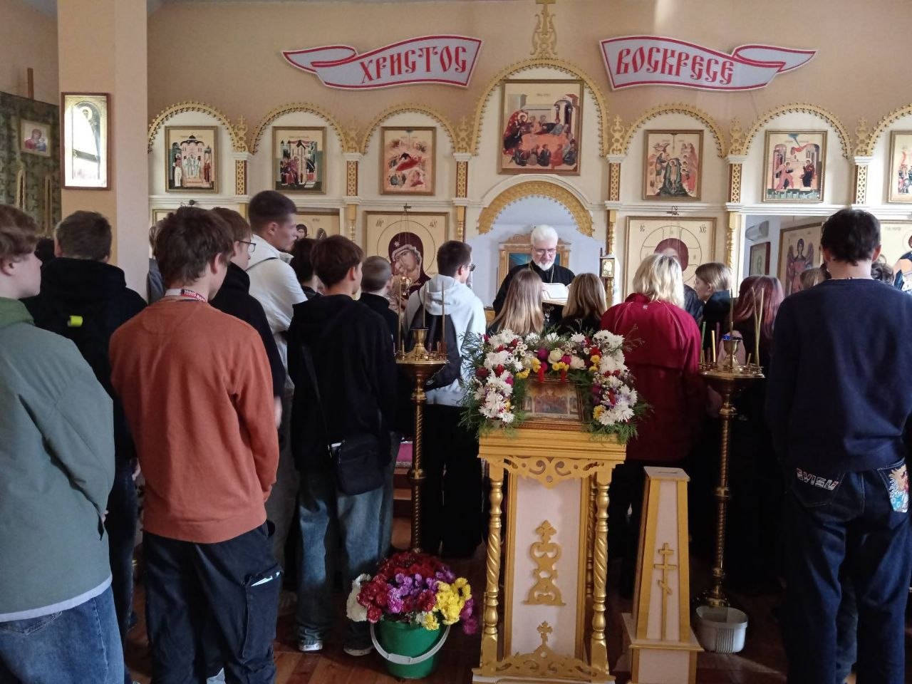 Беседу ведёт протоиерей Пётр Петрушенко