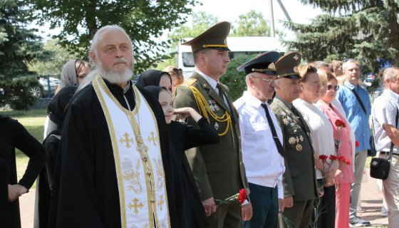 Участники митинга
