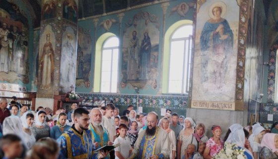 Молебен
