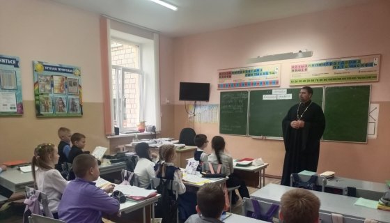 Беседу ведёт иерей Михаил Маркосян