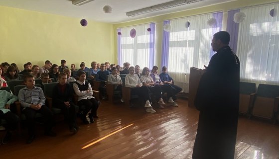 Беседу ведёт иерей Михаил Маркосян