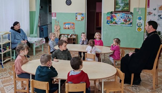 Беседу ведёт иерей Михаил Маркосян