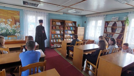 Беседу ведет иерей Сергий Плетежов