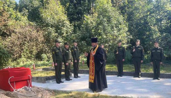 Литию совершает иерей Василий Терешков