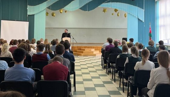 Беседу ведёт иерей Михаил Маркосян