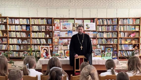 Беседу ведёт иерей Михаил Маркосян