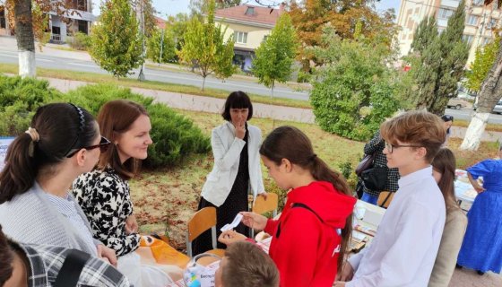 На площадке воскресных школ