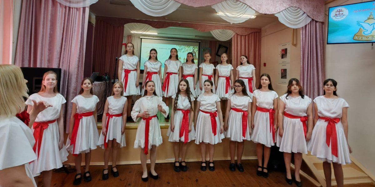 Образцовый вокальный ансамбль "Тонус"