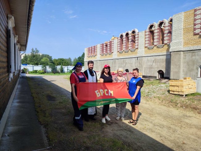 Волонтёры БРСМ