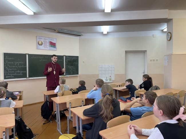 Беседу ведёт иерей Георгий Чичов