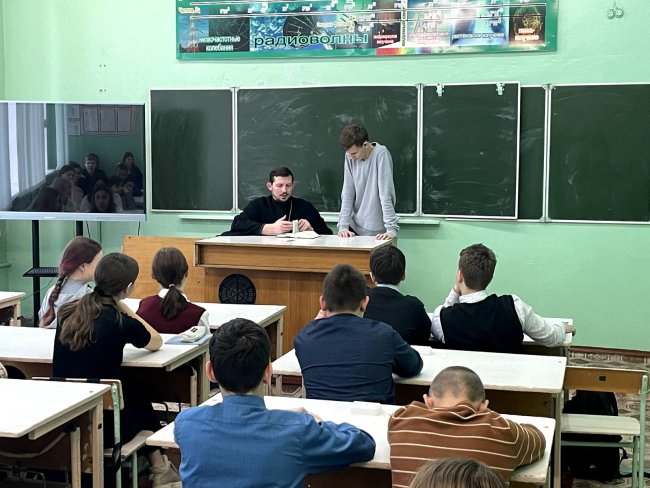 Беседу ведёт иерей Андрей Исаев