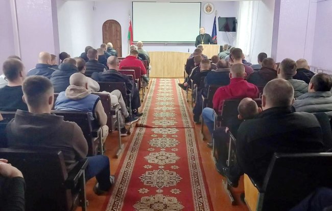 Беседу ведёт протоиерей Леонид Михайловский