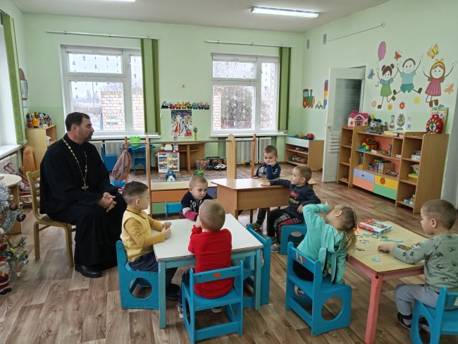 Беседу ведёт иерей Михаил Маркосян