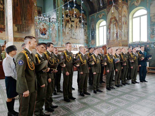 Молебен